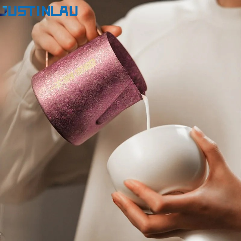 Milk Steaming Pitcher - เหยือกนมไทเทเนียมแท้ JUSTINLAU 600 มล. ป้องกันแบคทีเรีย เหยือกทำฟองนมลาเต้อาร์ต